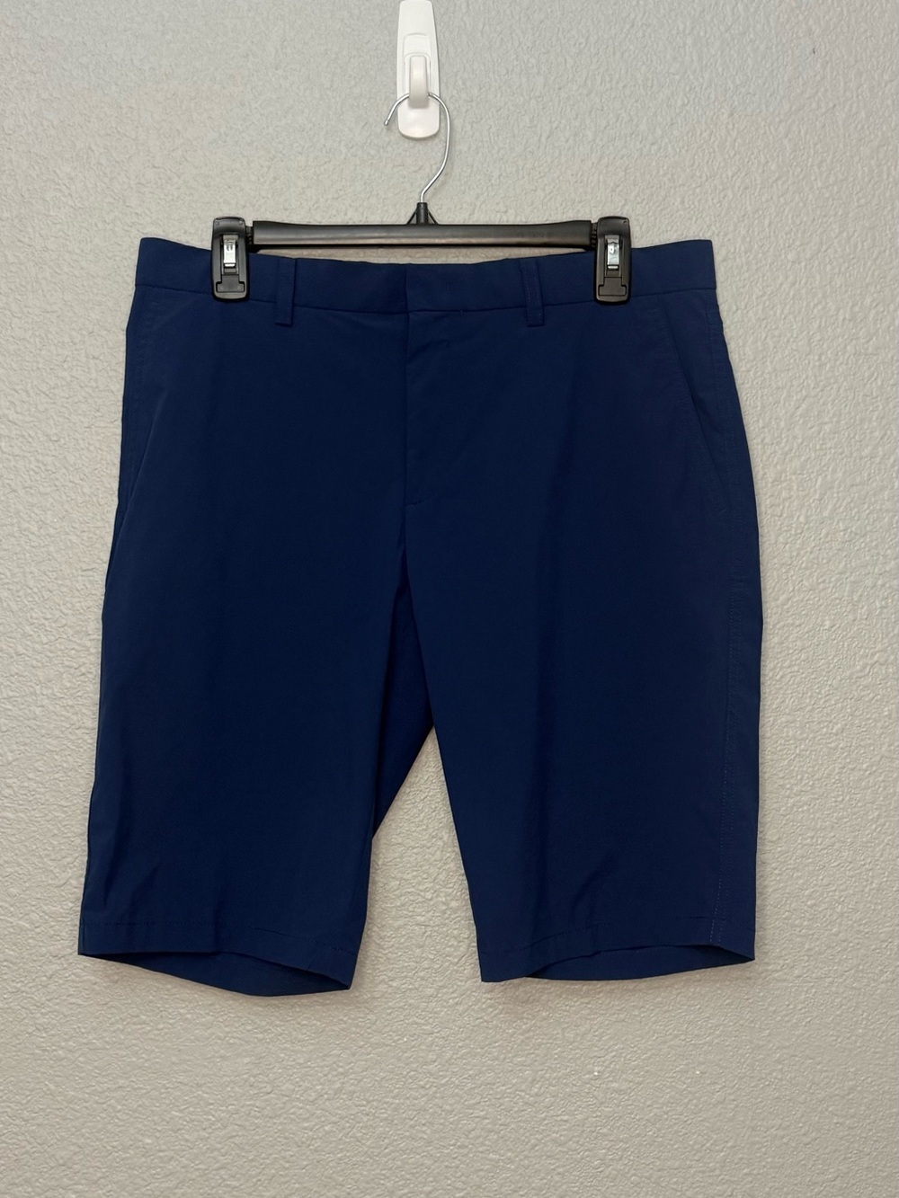 Louis Castel | Premium Golf Shorts | Navy | Size 82 = 32” in US